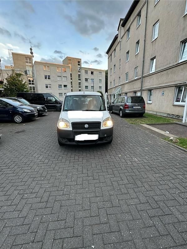 Weiß Gebraucht 2006 Fiat Doblò Van / Kleinbus | 1.600 € (Superpreis) - Bild 1/4