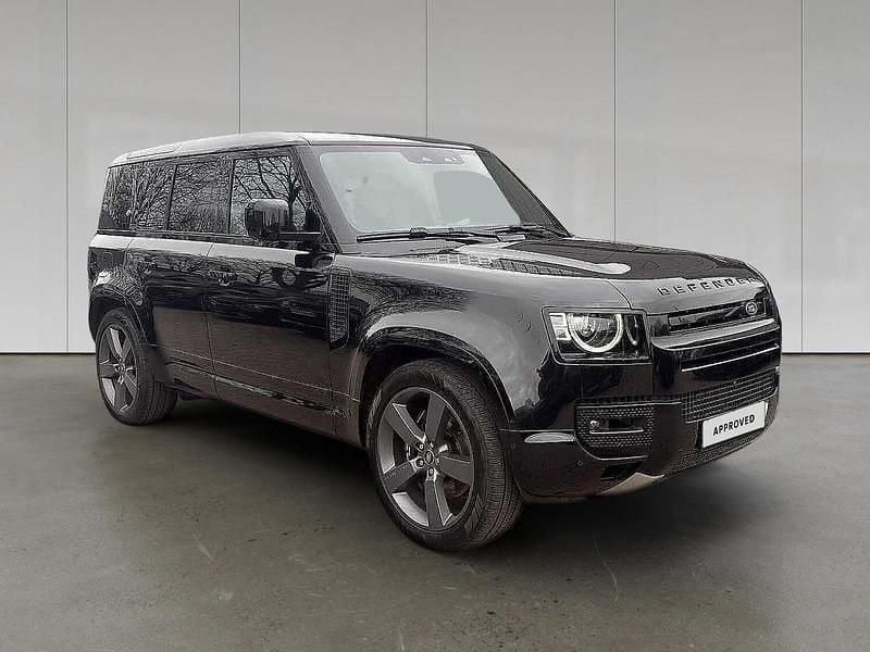 Gebraucht Land Rover Defender 532 PS (391 kW) 2022 Santorini black SUV