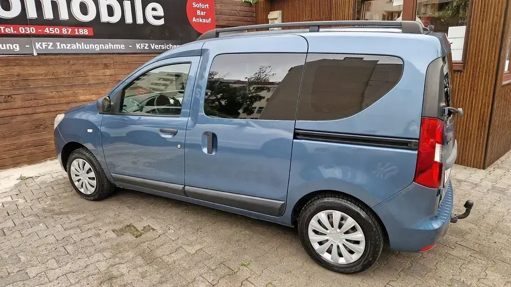 Gebraucht Dacia Dokker Ambiance 116 PS (85 kW) 2014 Blau Van / Kleinbus