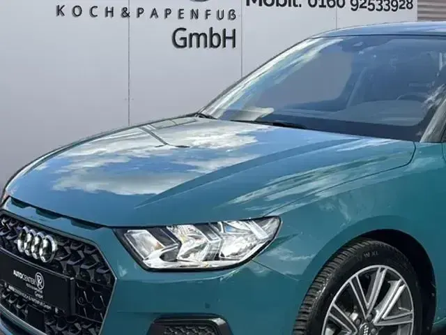 Gebraucht Audi A1 Sportback Advanced 116 PS (85 kW) 2019 Grün Kleinwagen