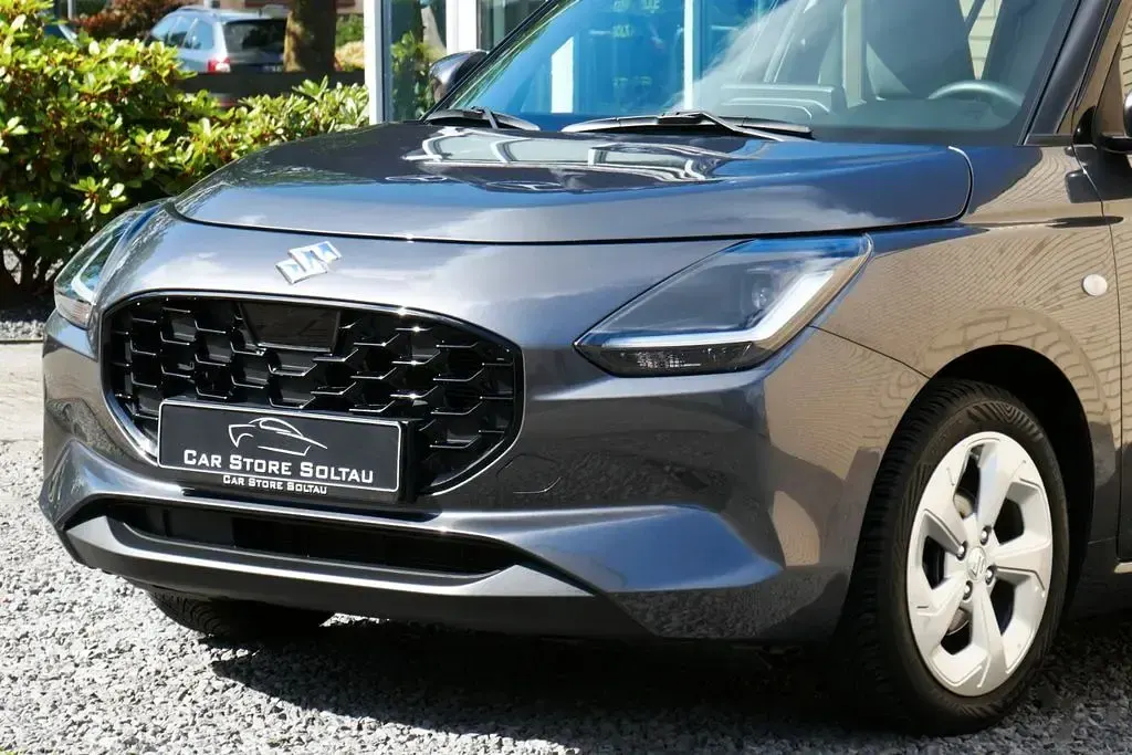 Gebraucht Suzuki Swift Comfort 83 PS (61 kW) 2025 Grau Kleinwagen