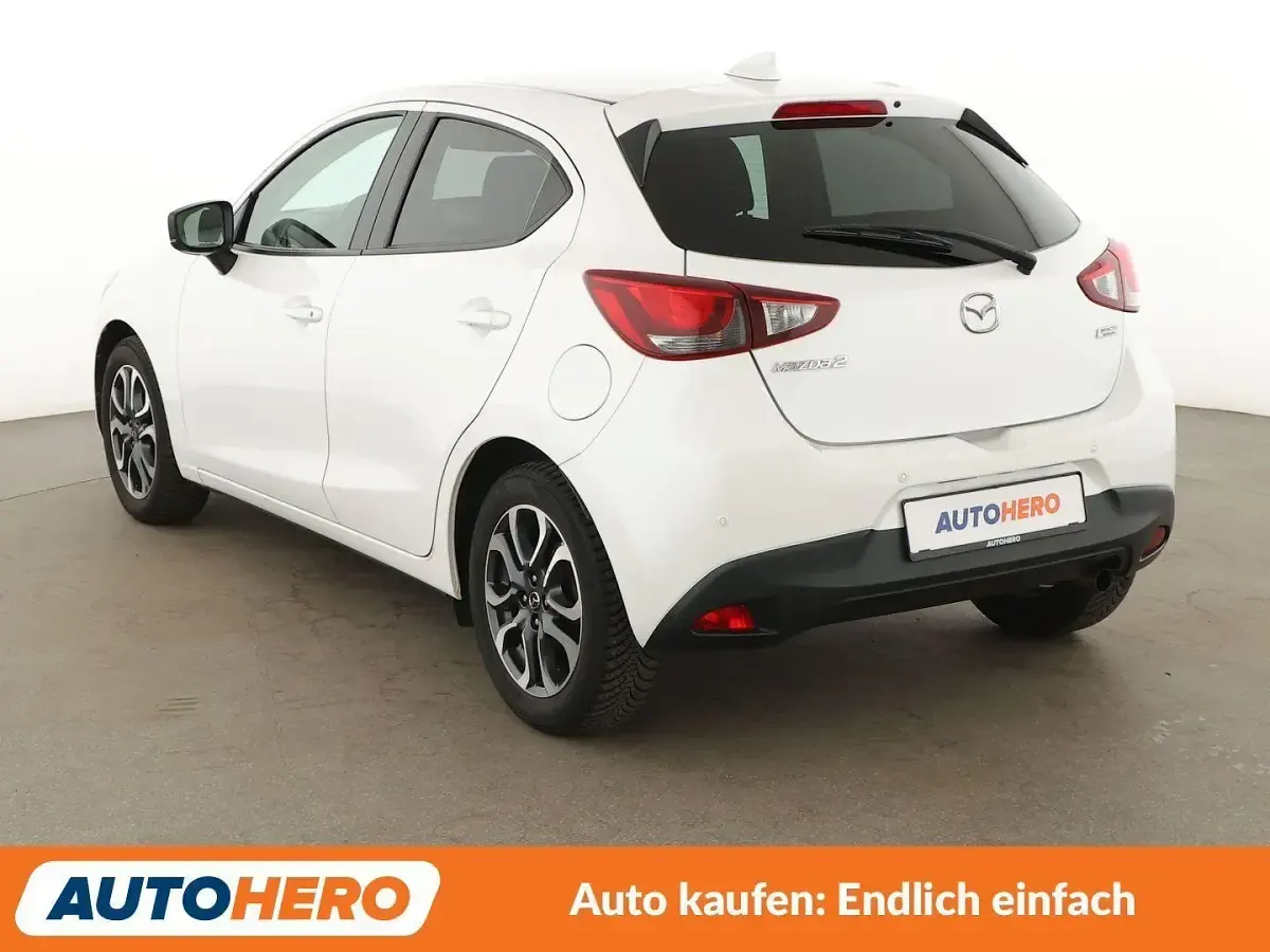 Gebraucht Mazda 2 Kizoku 90 PS (66 kW) 2018 Weiß Kleinwagen