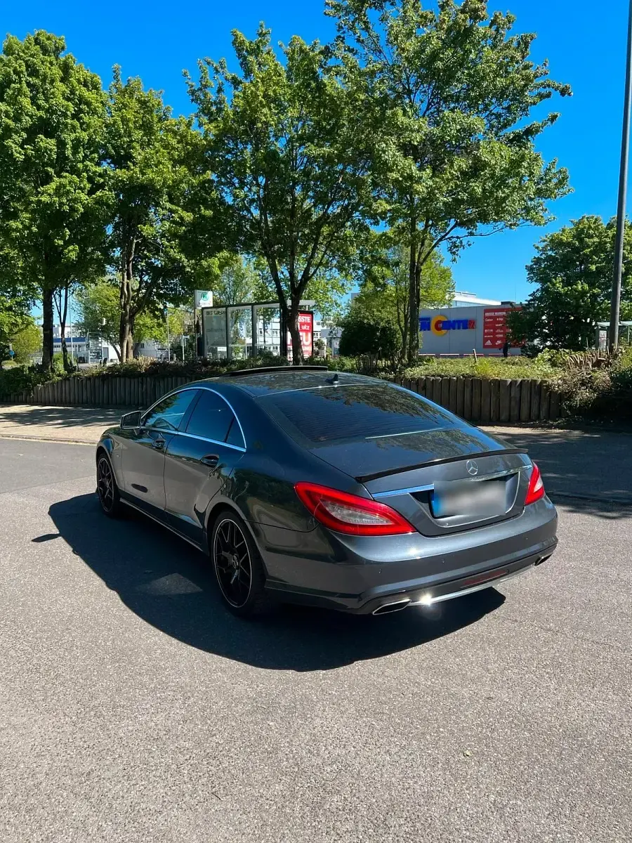 Gebraucht Mercedes CLS350 AMG 265 PS (194 kW) 2012 Andere farben Limousine