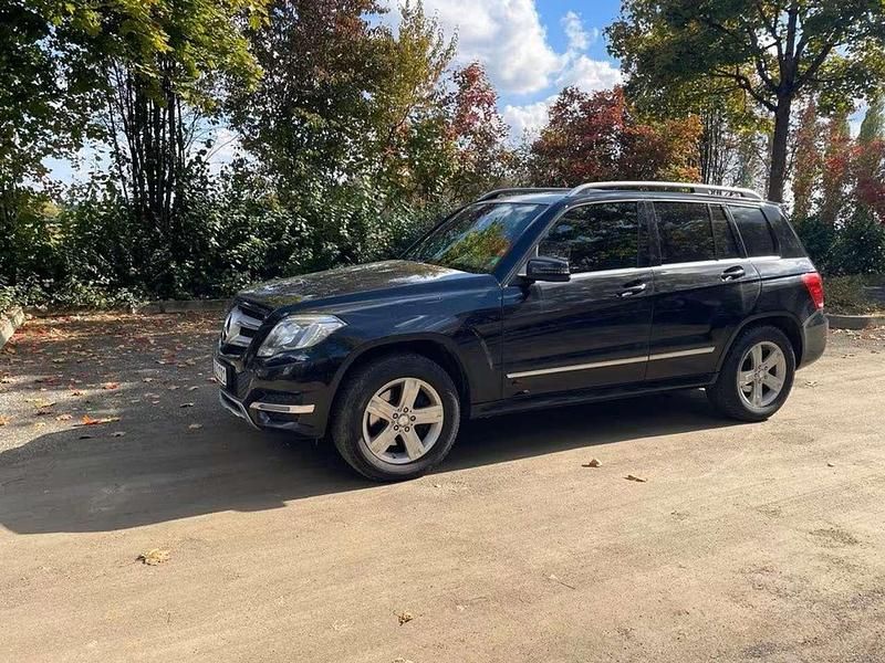 Schwarz Gebraucht 2013 Mercedes GLK350 SUV | 13.999 € (Fairer Preis) - Bild 1/1