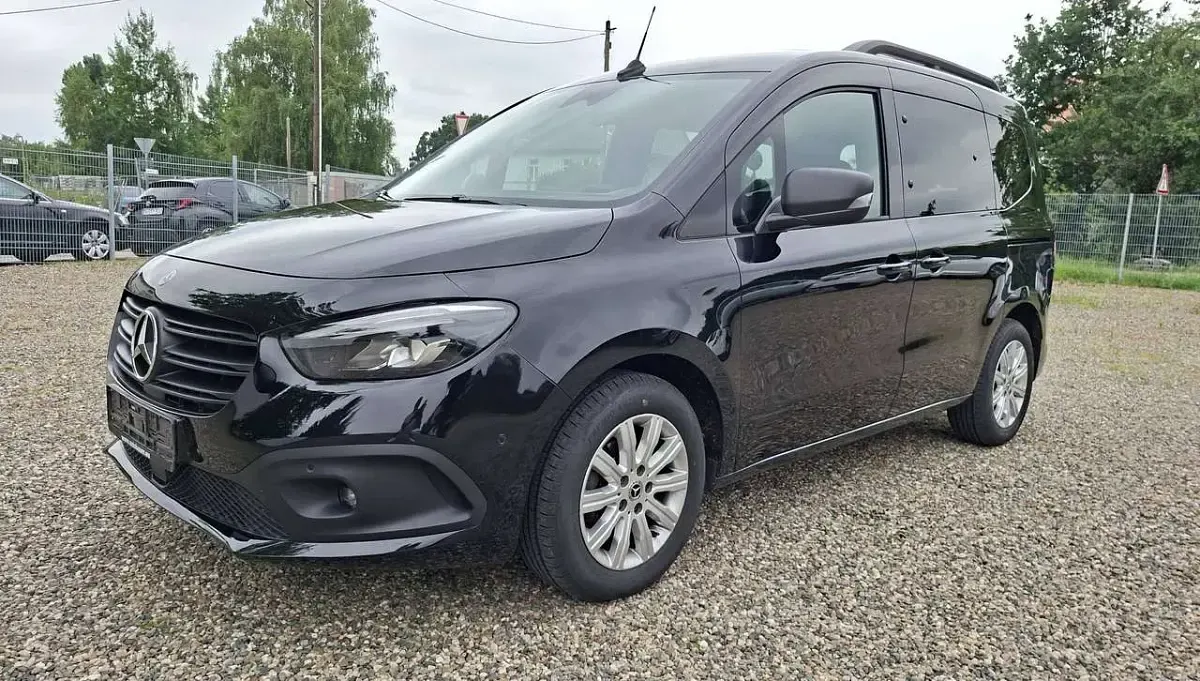Gebraucht Mercedes Citan 113 131 PS (96 kW) 2022 Schwarz Van / Kleinbus
