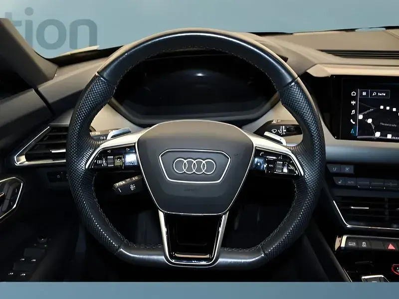 Gebraucht Audi e-tron 350 kW (476 PS) 2022 Schwarz SUV