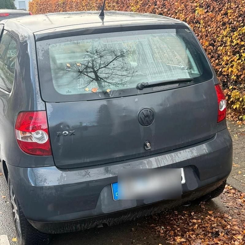 Gebraucht VW Fox Refresh 55 PS (40 kW) 2009 Grau Kleinwagen