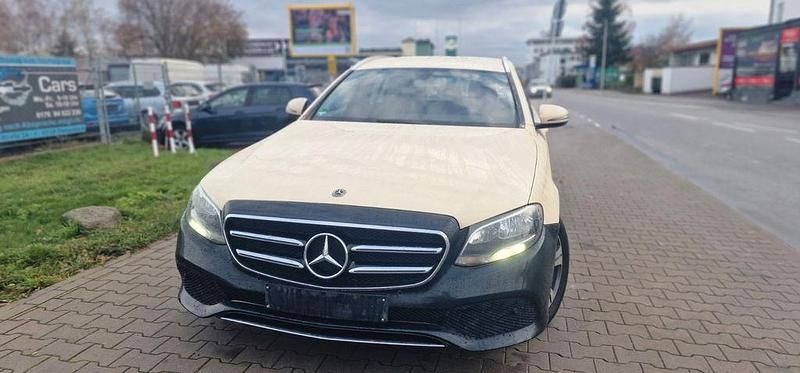 Gebraucht Mercedes E200 150 PS (110 kW) 2019 Kombi