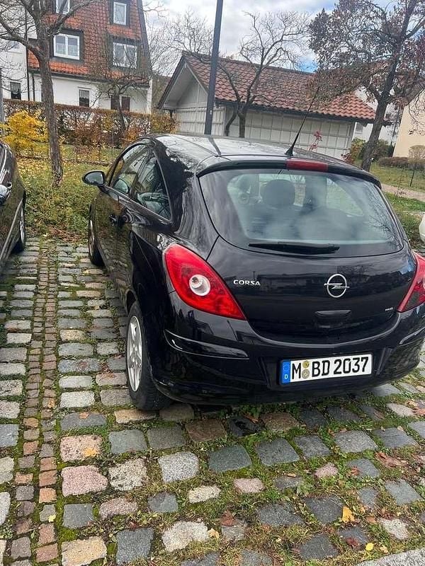 Gebraucht Opel Corsa 80 PS (58 kW) 2010 Limousine