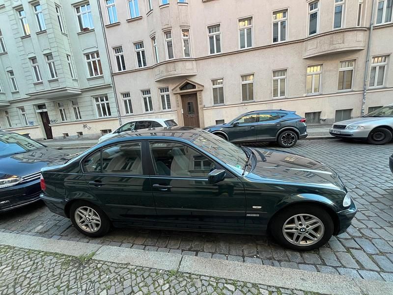 Gebraucht BMW 316 2001 Grün Limousine