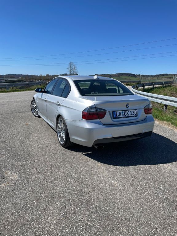 Silber Gebraucht 2007 BMW 320 M Sport Limousine | 5.200 € (Guter Preis) - Bild 1/4