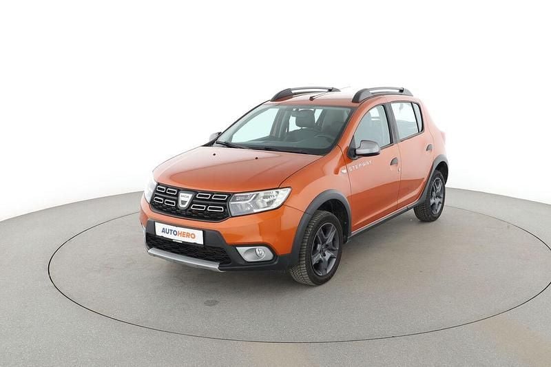 Gebraucht Dacia Sandero Celebration 90 PS (66 kW) 2018 Kleinwagen