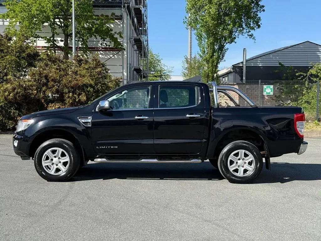 Używany Ford Ranger Limited 150 KM (110 kW) 2013 Czarny Pickup