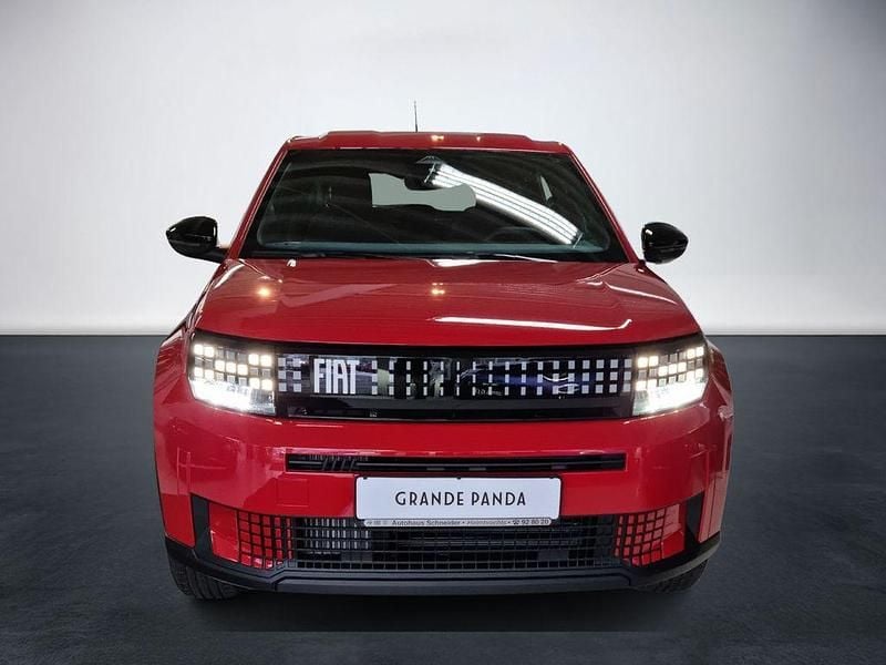 Neu Fiat Grande Panda Icon 101 PS (74 kW) 2025 Passione rot Kleinwagen