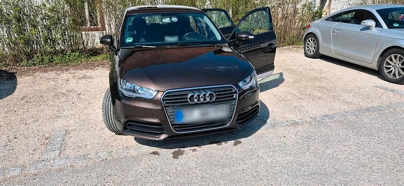 Second-hand Audi A1 86 CP (63 kW) 2012 Maro Hatchback