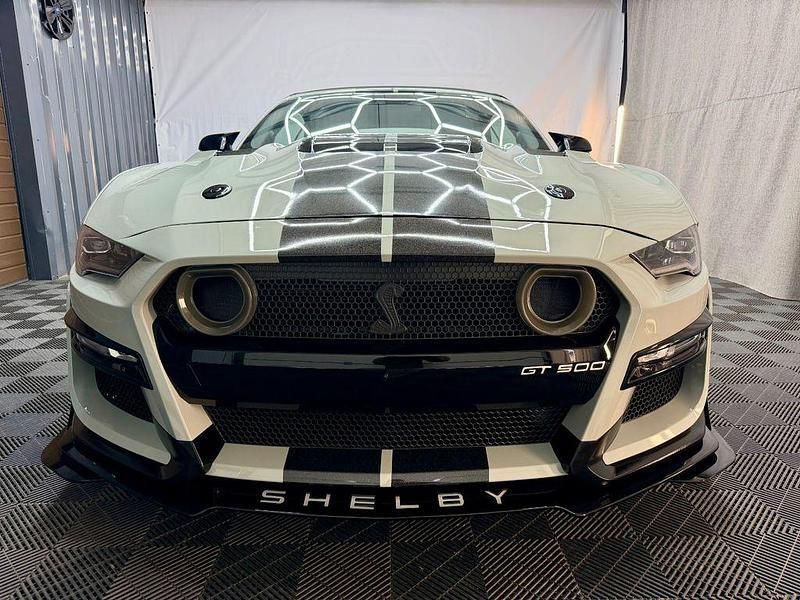 Gebraucht Ford Mustang 317 PS (233 kW) 2021 Weiß Cabrio