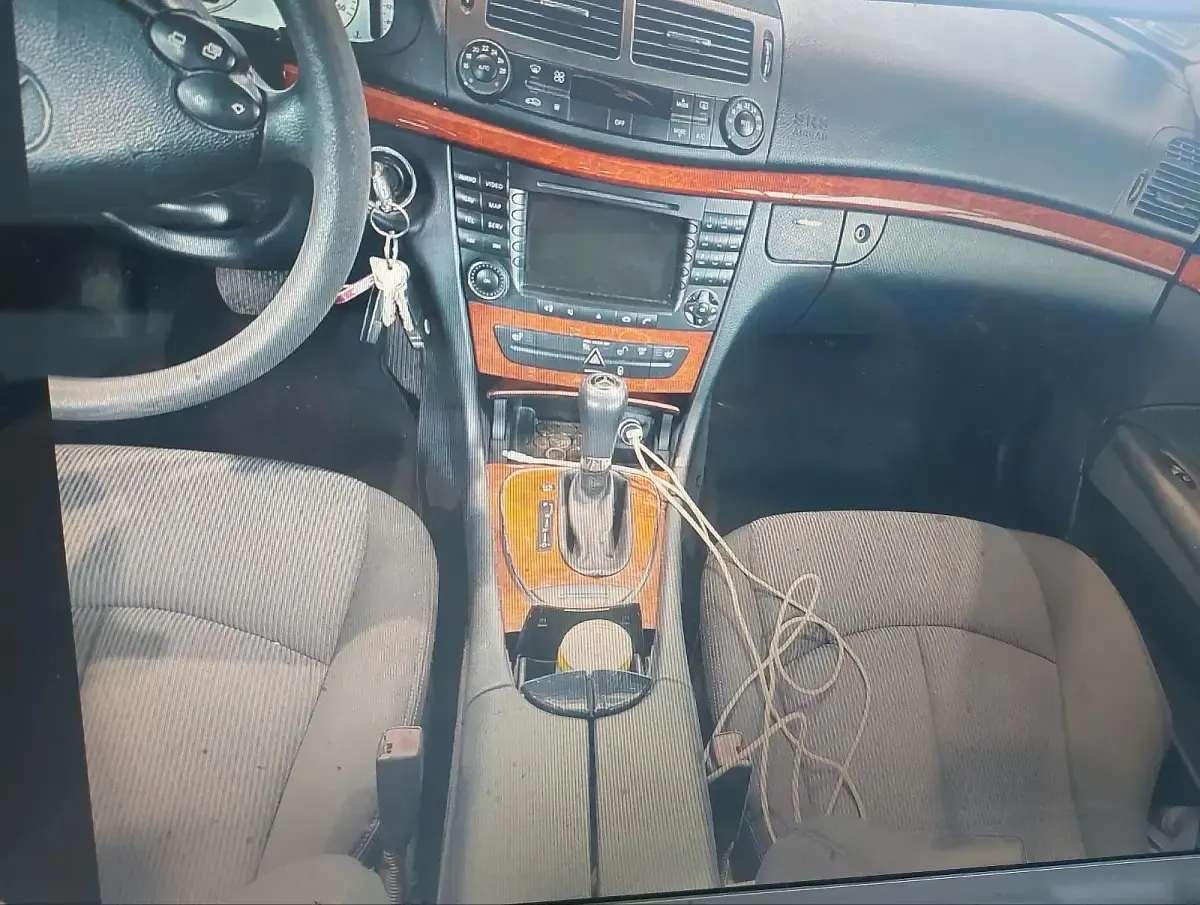 Gebraucht Mercedes 220 170 PS (125 kW) 2007 Gold Kombi