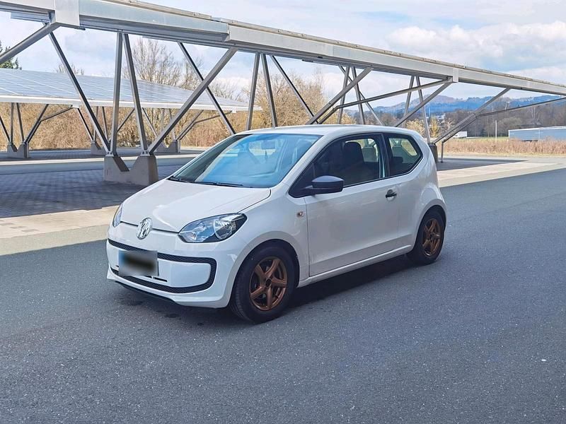 Gebraucht VW Golf VII 60 PS (44 kW) 2012 Weiß Kleinwagen