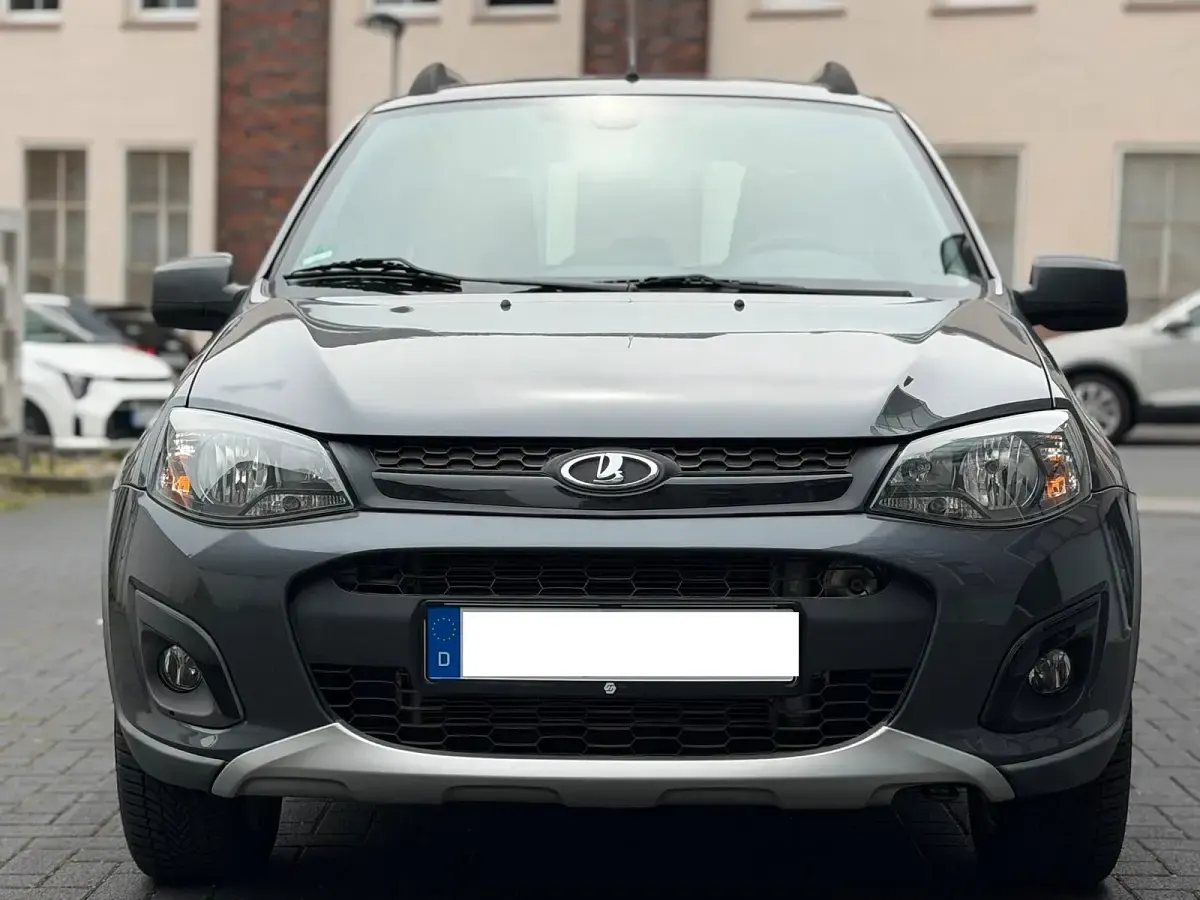 Gebraucht Lada Kalina 98 PS (72 kW) 2017 Grau Kombi