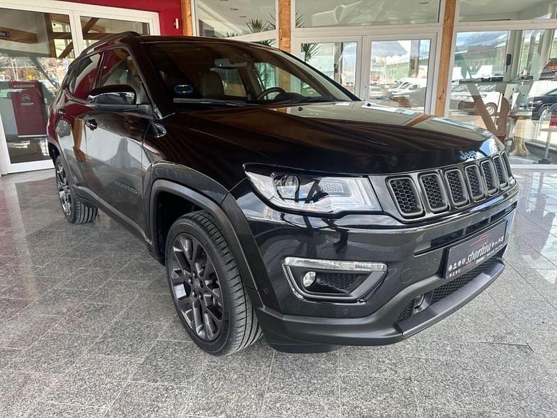 Gebraucht Jeep Compass 179 PS (131 kW) 2020 Schwarz SUV