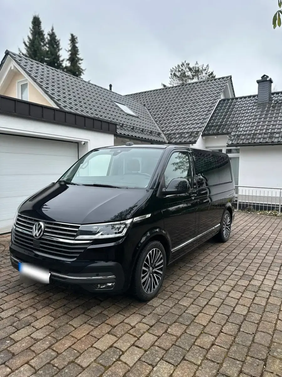 Gebraucht VW Multivan Generation Six 199 PS (146 kW) 2020 Schwarz Van / Kleinbus