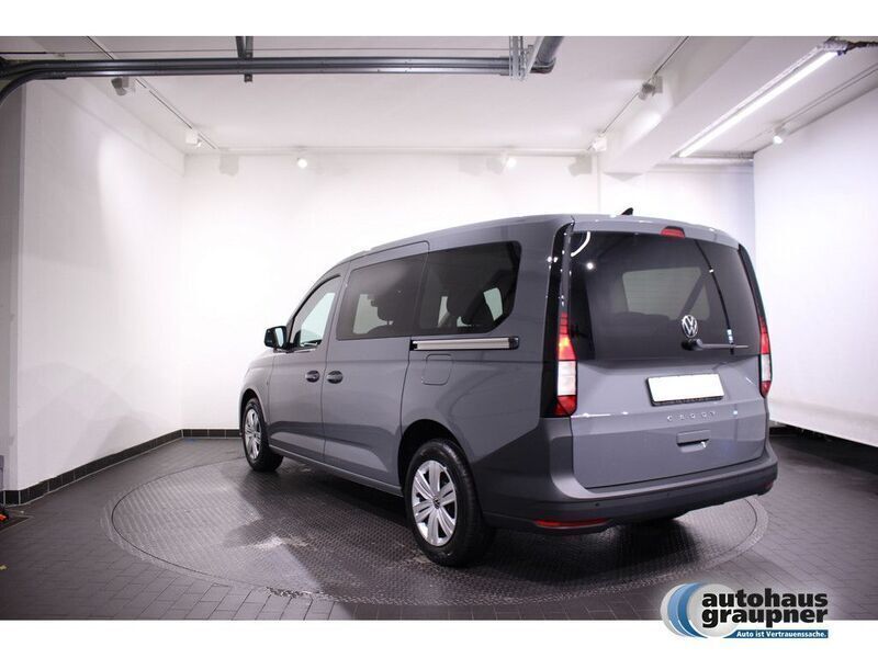 Gebraucht VW Caddy Maxi Basis 102 PS (75 kW) 2025 Grau Van / Kleinbus