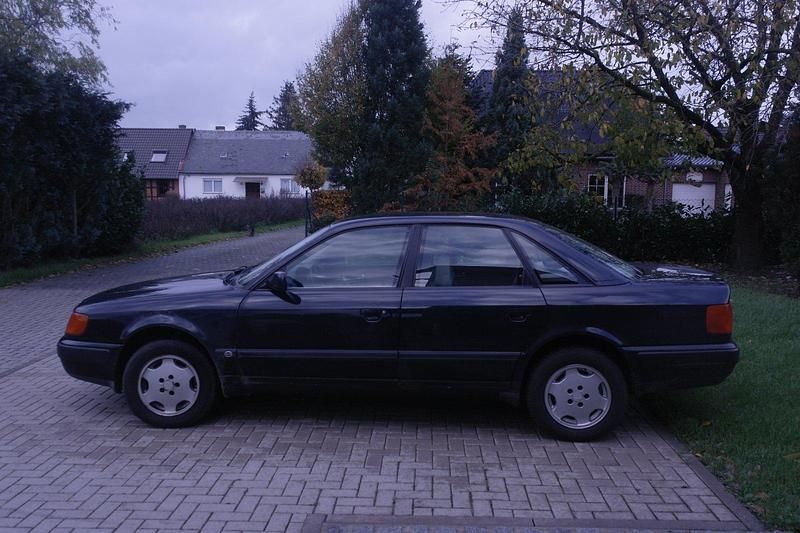 Gebraucht Audi 100 176 PS (129 kW) 1993 Schwarz Limousine