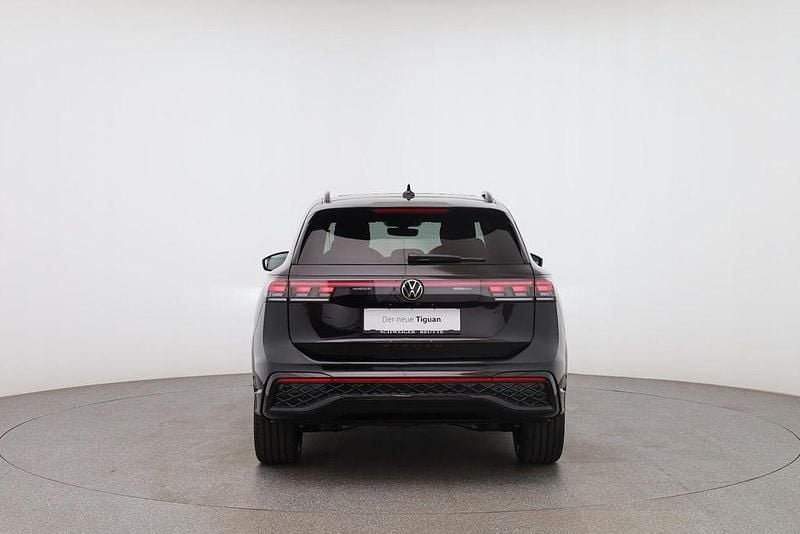 Neu VW Tiguan R-line 193 PS (141 kW) 2026 Schwarz SUV