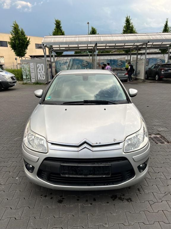 Silber Gebraucht 2010 Citroën C4 Tonic Limousine | 1.300 € (Superpreis) - Bild 1/4