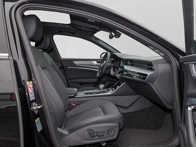 Gebraucht Audi A6 Advanced Plus 204 PS (150 kW) 2024 Mythosschwarz metallic Kombi