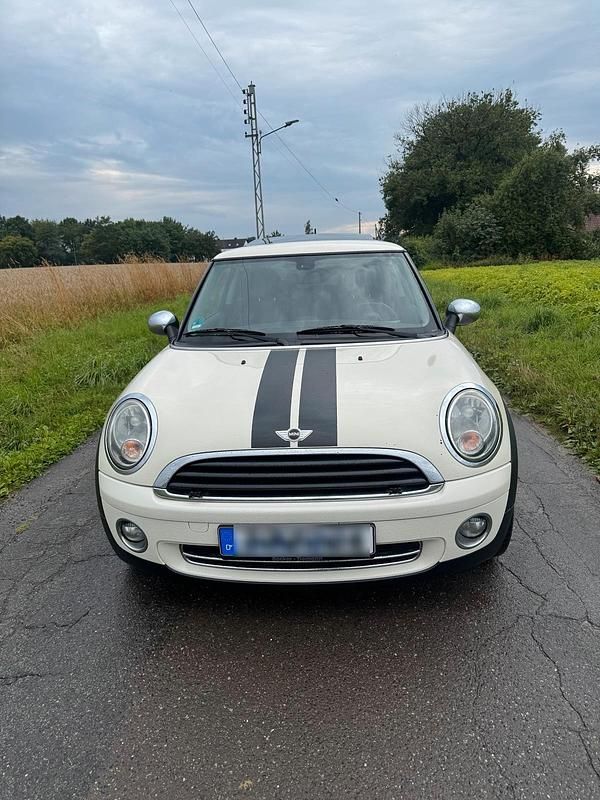 Beige Gebraucht 2009 Mini ONE Kleinwagen | 3.200 € (Fairer Preis) - Bild 1/4