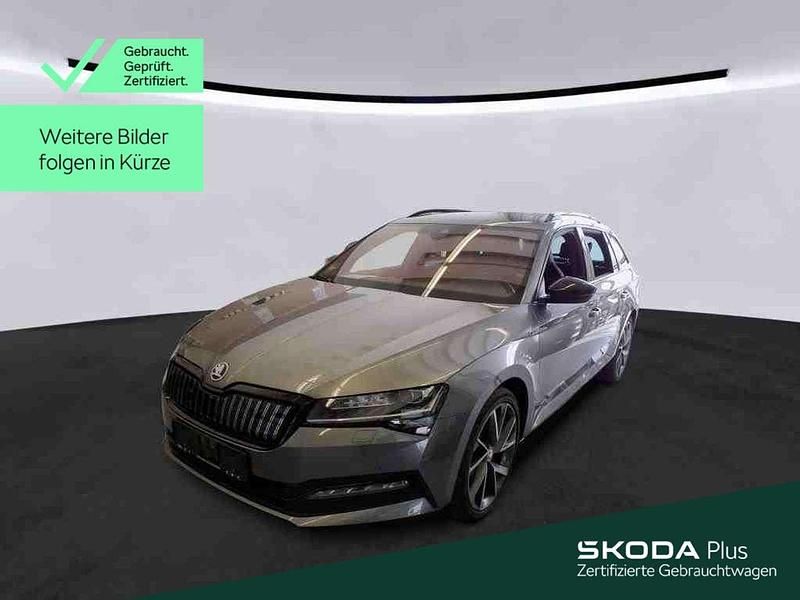Graphitegrau metallic Gebraucht 2022 Skoda Superb SportLine Kombi | 26.660 € (Fairer Preis) - Bild 1/4