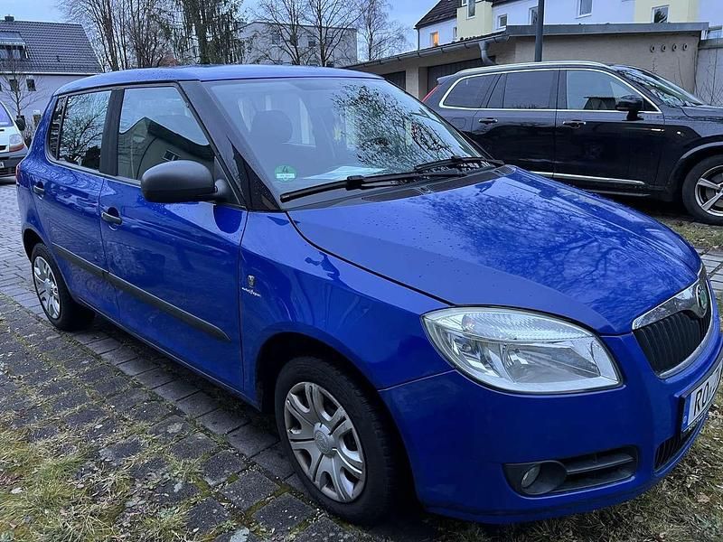 Gebraucht Skoda Fabia Classic 60 PS (44 kW) 2009 Blau Limousine