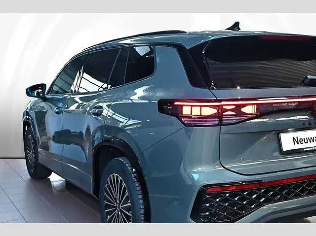 Neu VW Tayron Style 177 PS (130 kW) 2026 Grün SUV
