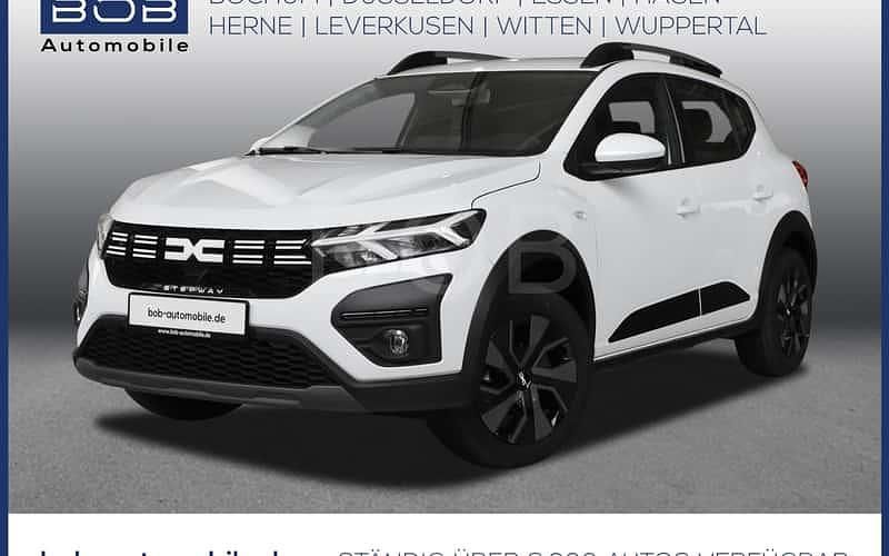 Arktisweiß (weiß) Gebraucht 2025 Dacia Sandero Expression Limousine | 19.555 € - Bild 1/4