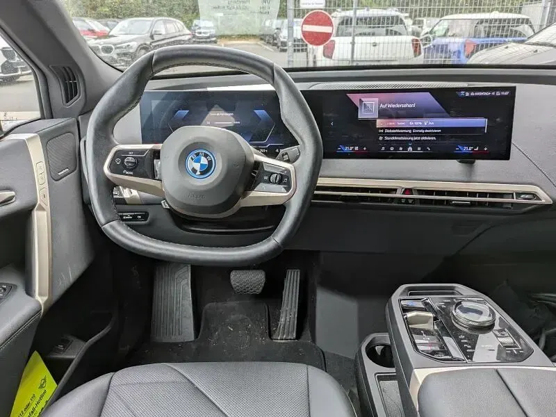 Gebraucht BMW iX Sport Line 384 kW (523 PS) 2024 Schwarz SUV
