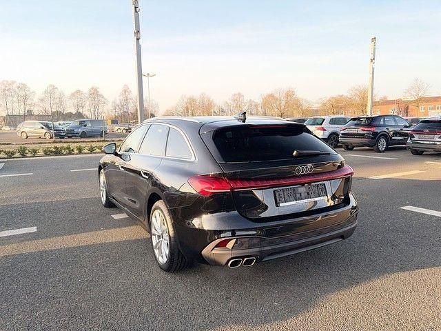 Gebraucht Audi A5 Basis 204 PS (150 kW) 2025 Schwarz Kombi