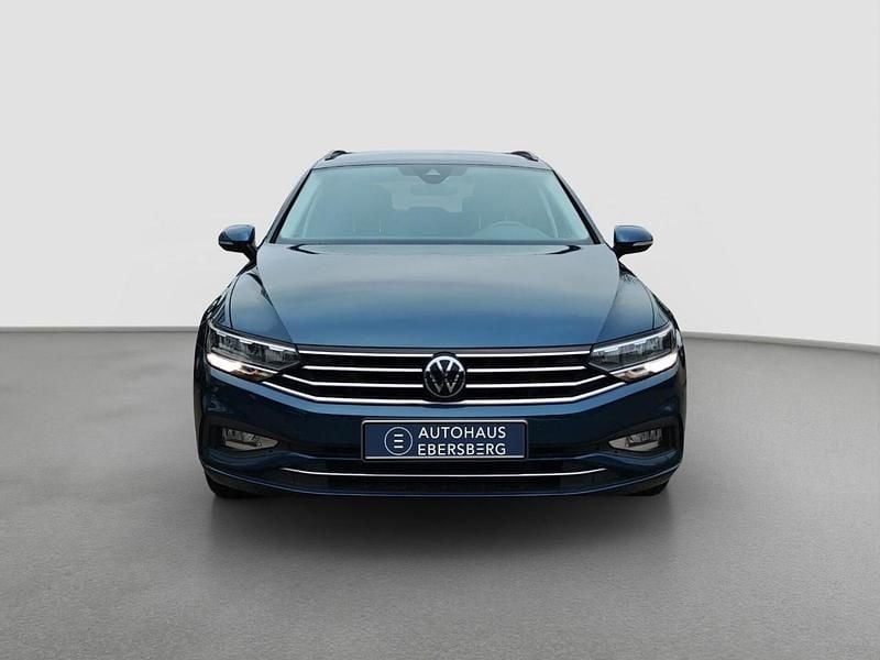 Gebraucht VW Passat Business 200 PS (147 kW) 2022 Blau Kombi