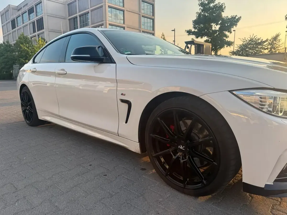 Gebraucht BMW 430 M Sport 258 PS (189 kW) 2015 Weiß Coupé