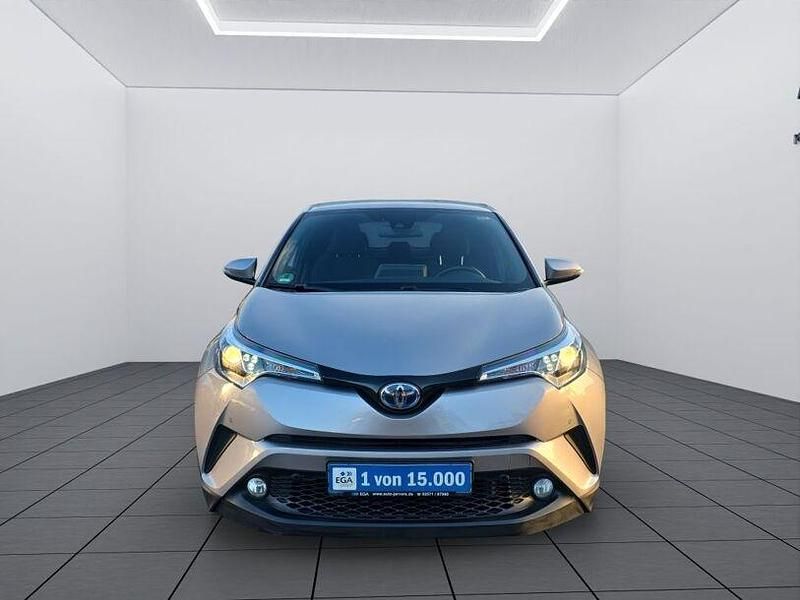 Gebraucht Toyota C-HR Team 122 PS (89 kW) 2018 Metal stream silver metallic SUV