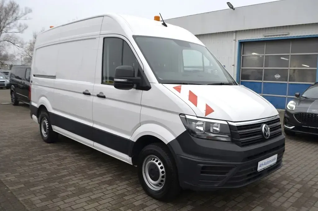 Gebraucht VW Crafter 177 PS (130 kW) 2023 Candyweiss Van