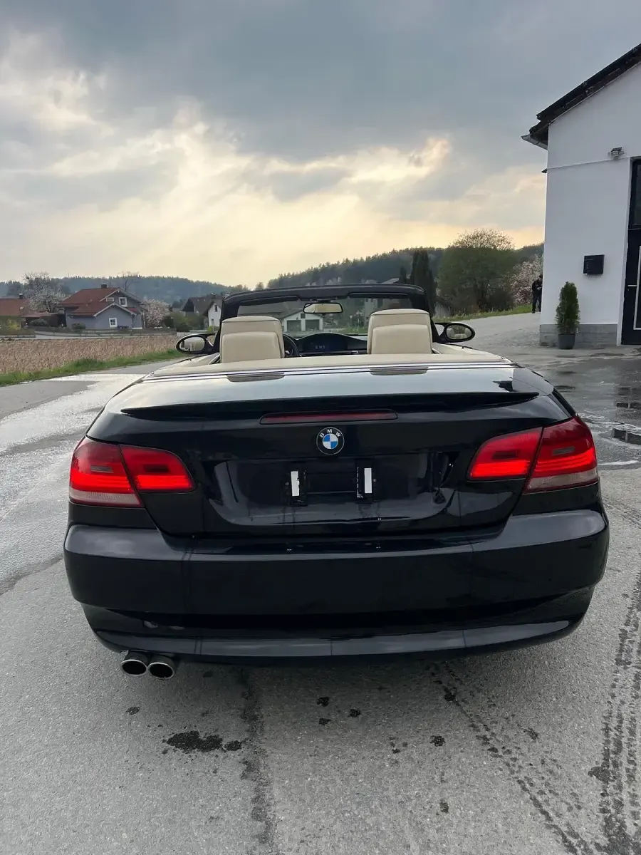 Occasion BMW 330 Cabriolet Performance 231 ch (169 kW) 2008 Noir Cabriolet