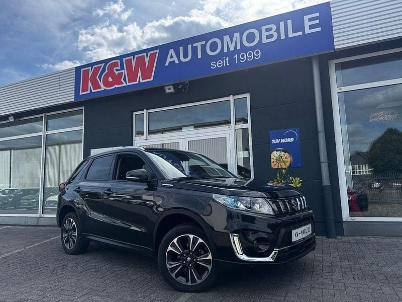 Schwarz Gebraucht 2019 Suzuki Vitara SUV | 20.990 € (Fairer Preis) - Bild 1/4