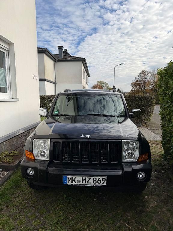 Schwarz Gebraucht 2006 Jeep Commander SUV | 10.500 € - Bild 1/4
