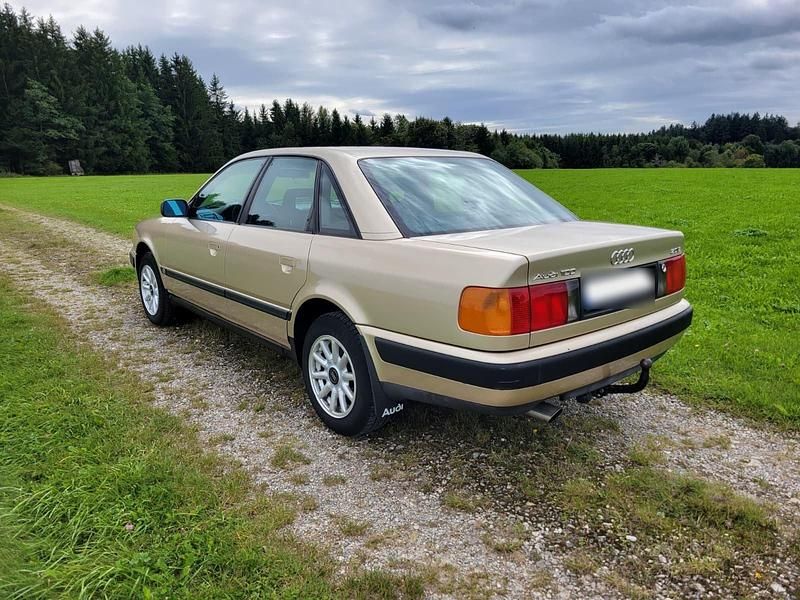 Gebraucht Audi 100 115 PS (84 kW) 1991 Gold Limousine