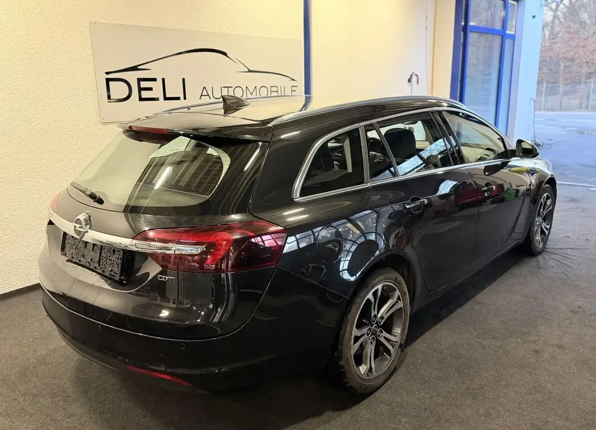 Gebraucht Opel Insignia Innovation 170 PS (125 kW) 2016 Schwarz Kombi