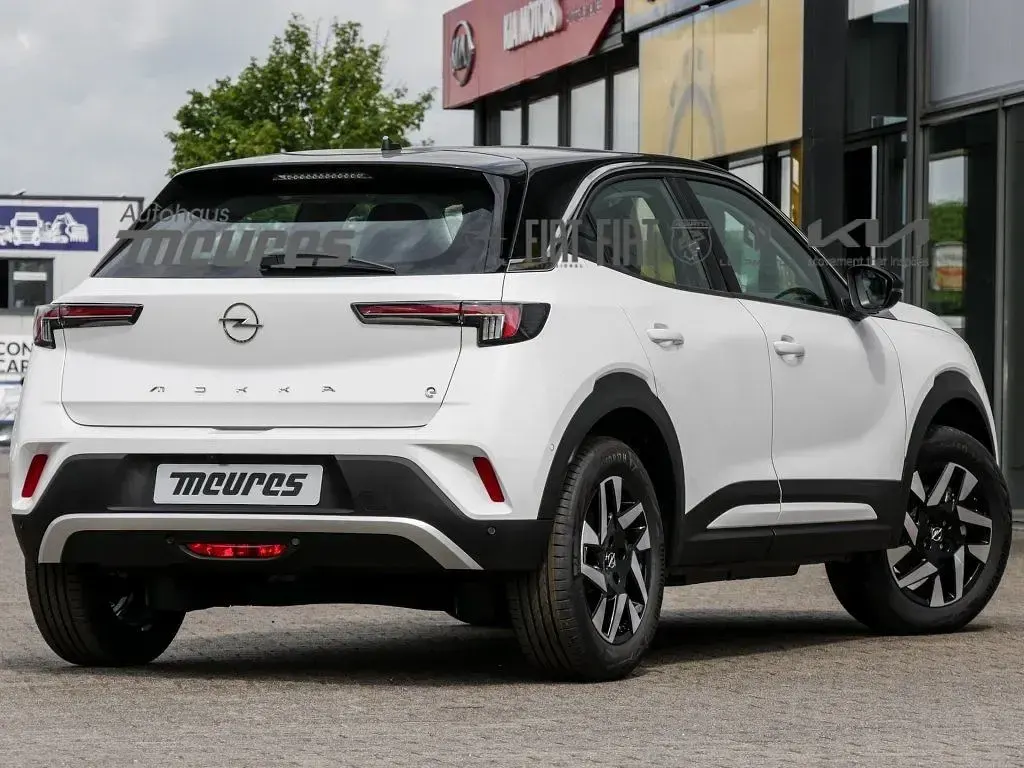 Gebraucht Opel Mokka-e Elegance 100 kW (136 PS) 2023 Weiss SUV