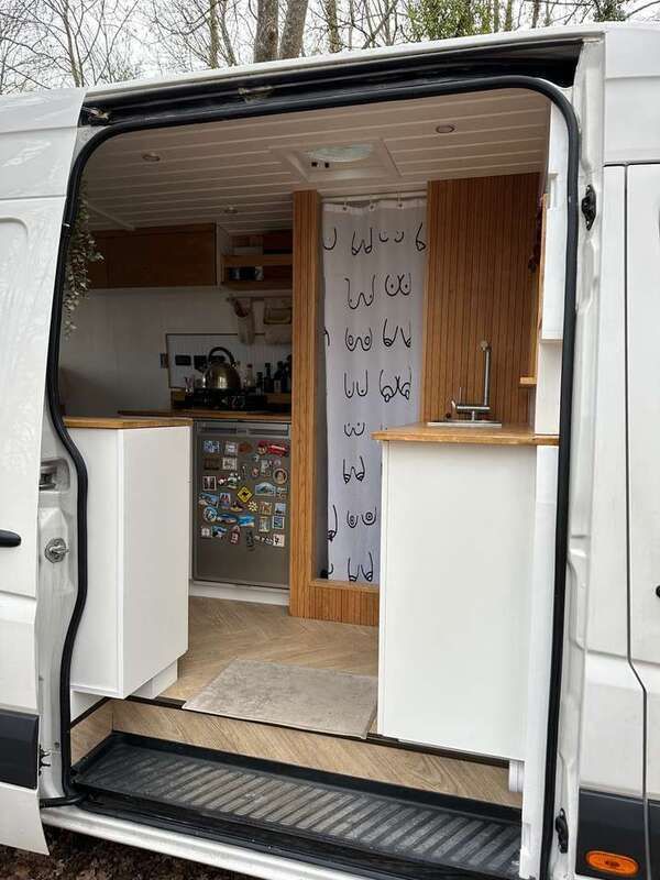 Weiß Gebraucht 2013 VW Crafter Van | 33.500 € - Bild 1/4