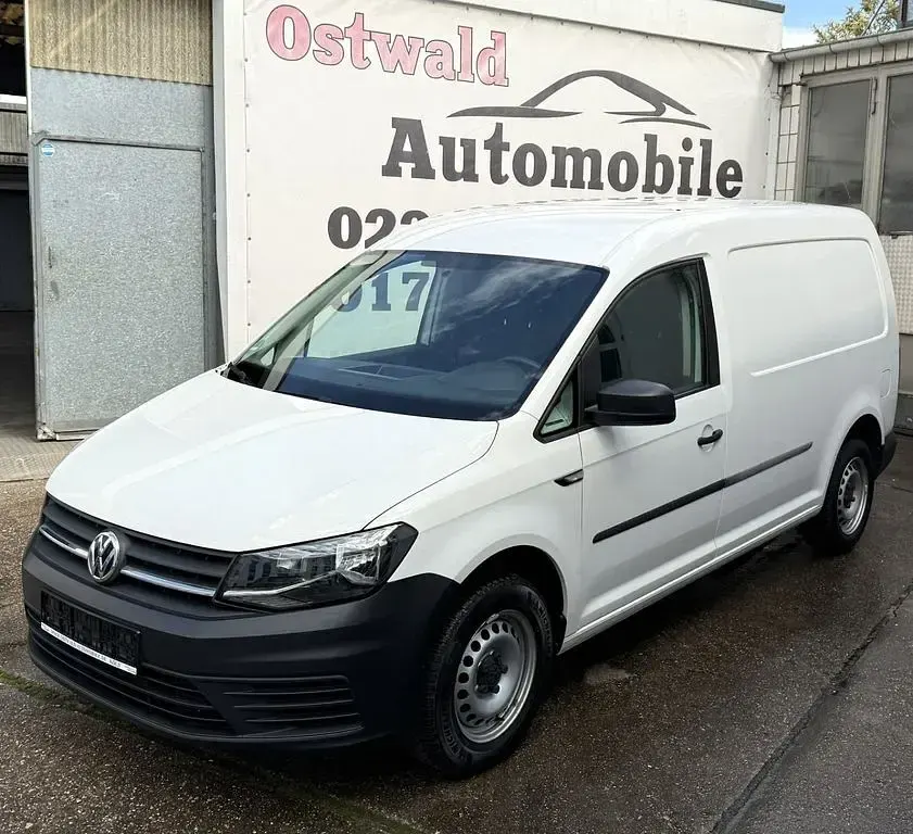 Second-hand VW Caddy 102 CP (75 kW) 2020 Alb Monovolum