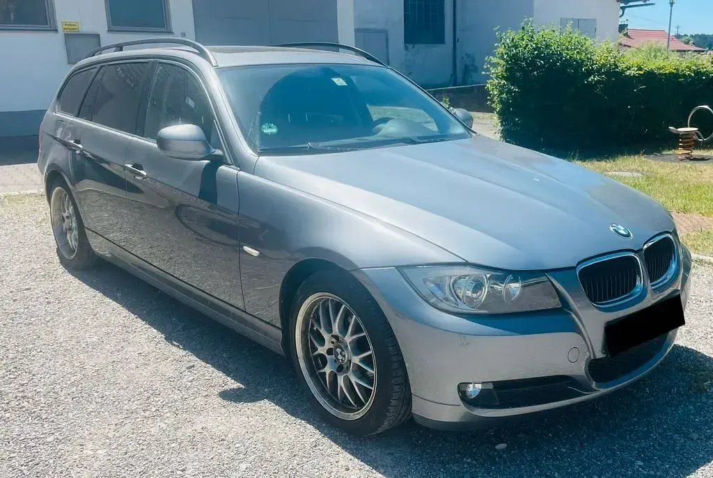 Gebraucht BMW 318 Performance 143 PS (105 kW) 2009 Silber Kombi